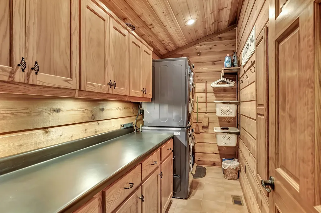 262 Brushy Road Centerville TN 37033