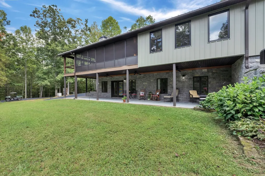 262 Brushy Road Centerville TN 37033