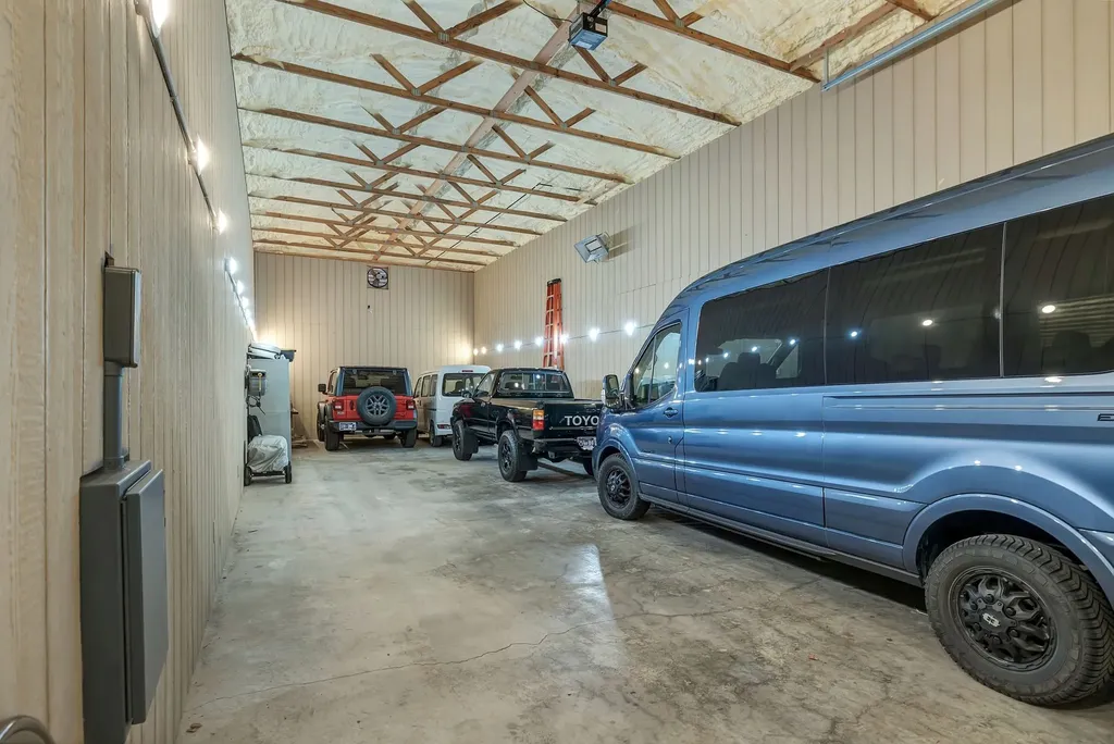 262 Brushy Road Centerville TN 37033