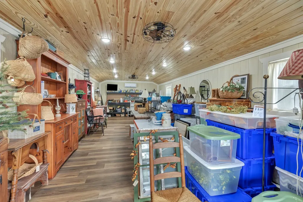 262 Brushy Road Centerville TN 37033