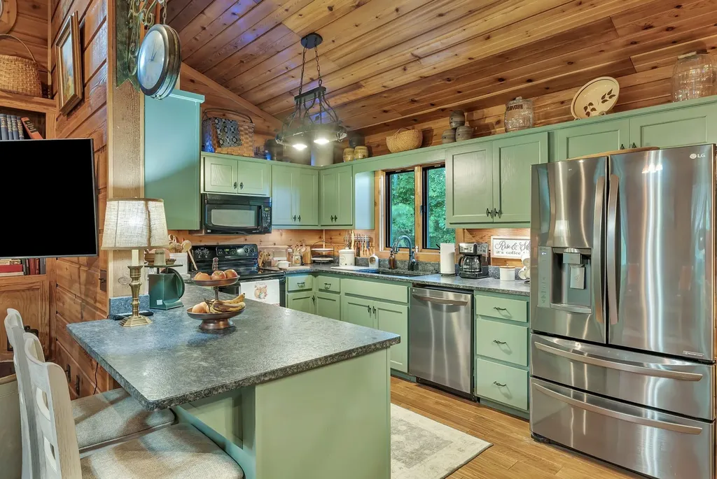 262 Brushy Road Centerville TN 37033