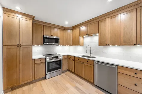4487 Post Place Nashville TN 37205
