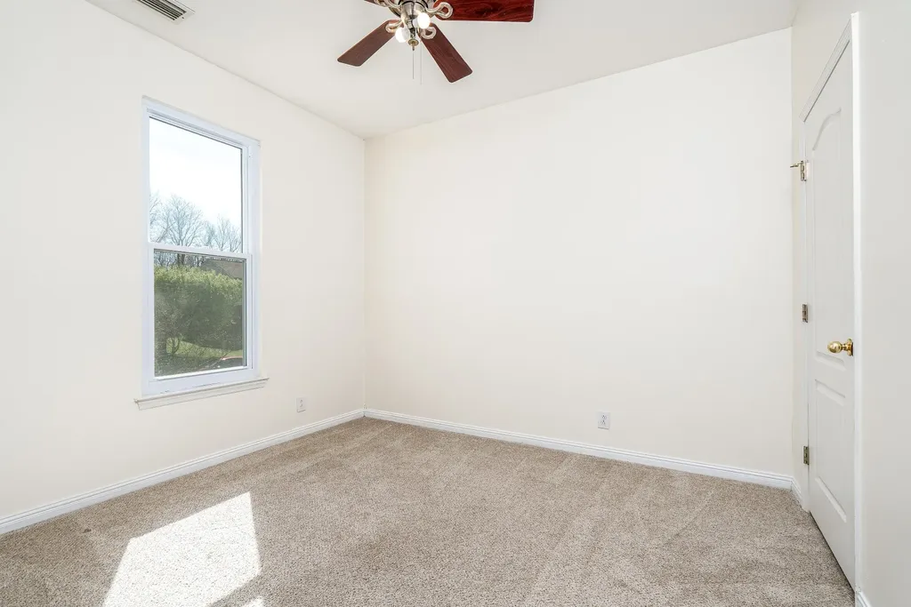2938 Churchill Lane Thompsons Station TN 37179