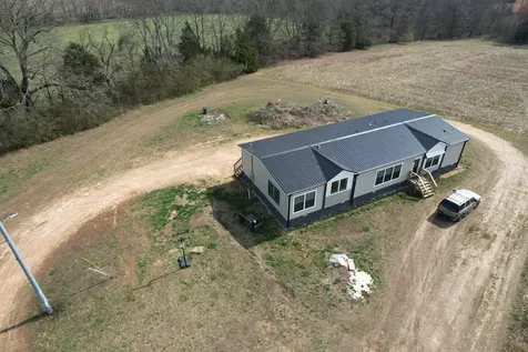67 Lackey Road Kelso TN 37348
