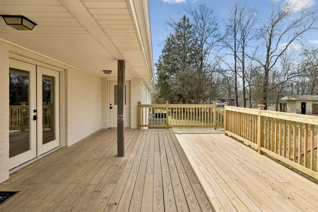 4080 Hunters Point Pike Lebanon TN 37087