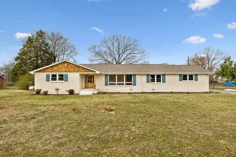 4080 Hunters Point Pike Lebanon TN 37087