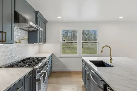 4080 Hunters Point Pike Lebanon TN 37087