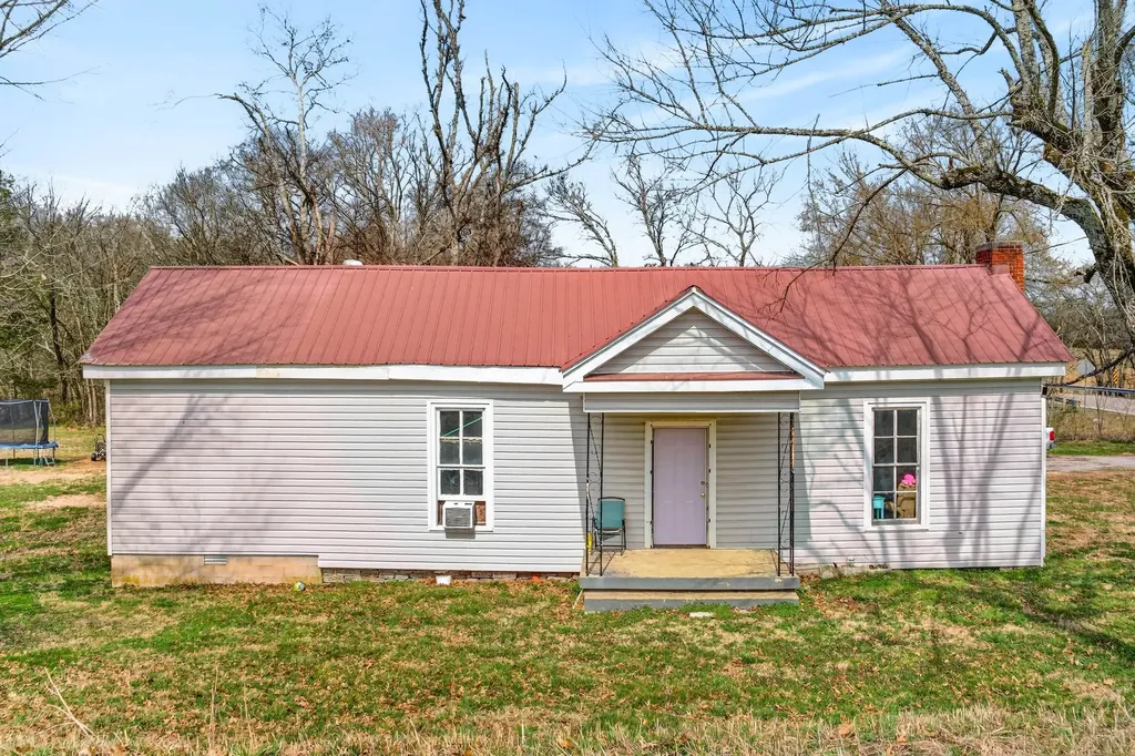 7230 Hartsville Pike Lebanon TN 37087