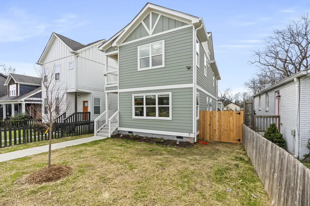 1751 16th Ave, N Nashville TN 37208