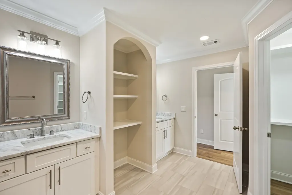 1751 16th Ave, N Nashville TN 37208