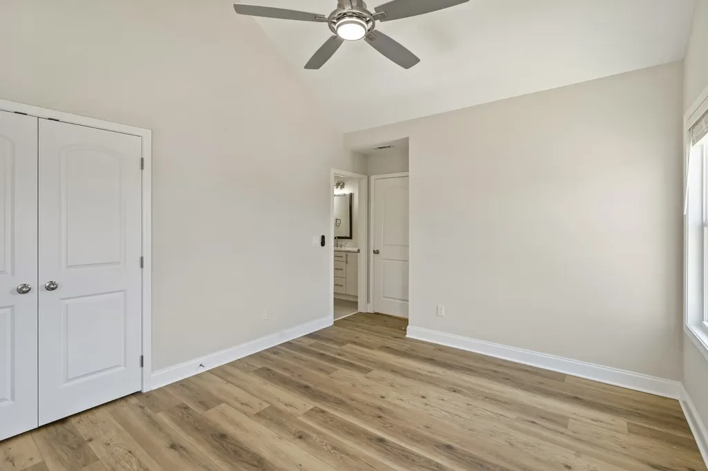 1751 16th Ave, N Nashville TN 37208