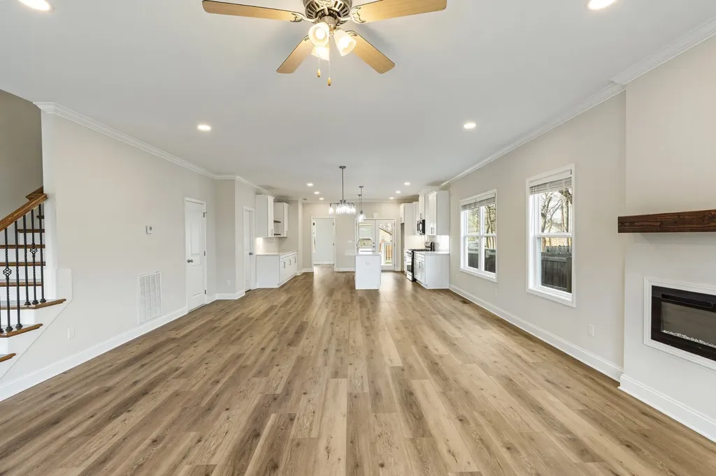 1751 16th Ave, N Nashville TN 37208