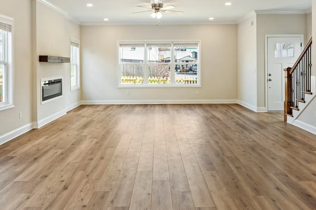 1751 16th Ave, N Nashville TN 37208