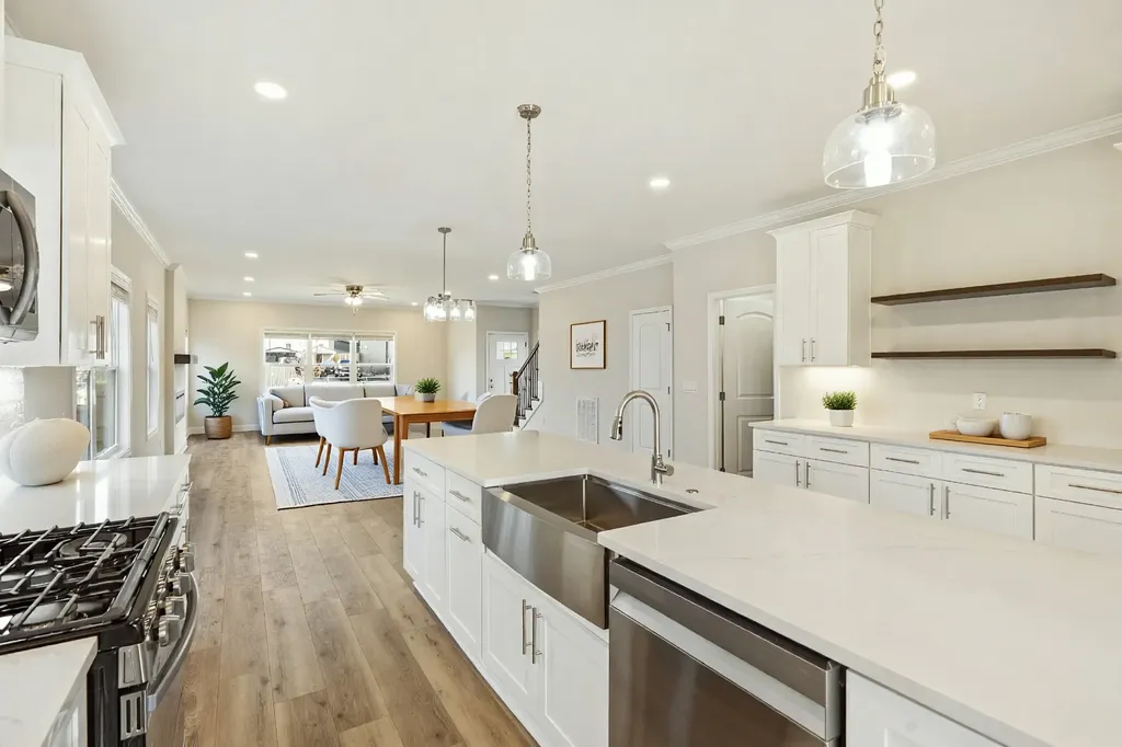 1751 16th Ave, N Nashville TN 37208
