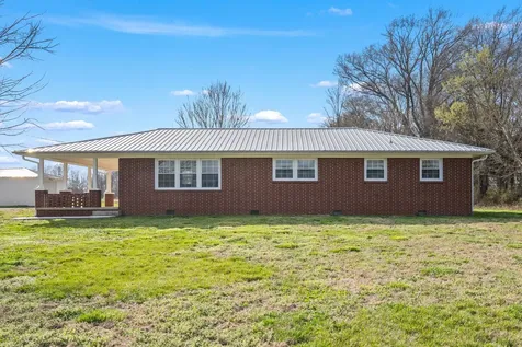 456 Whites Gap Road Huntland TN 37345