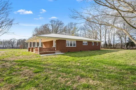 456 Whites Gap Road Huntland TN 37345