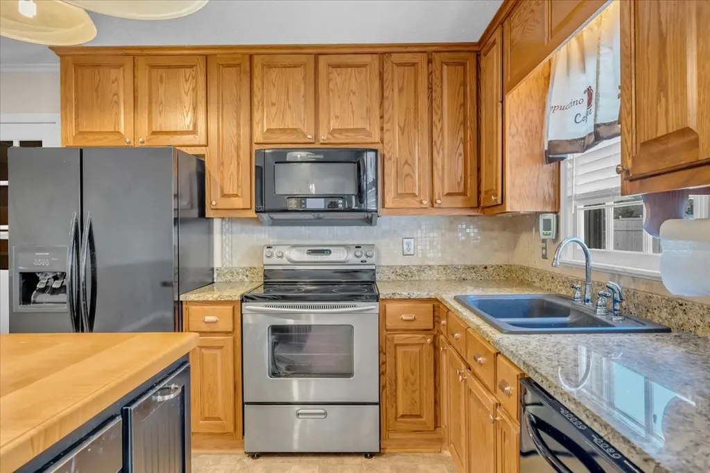 1587 By Pass Road Winchester TN 37398