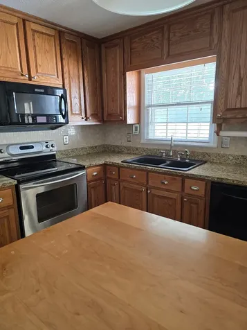 1587 By Pass Road Winchester TN 37398