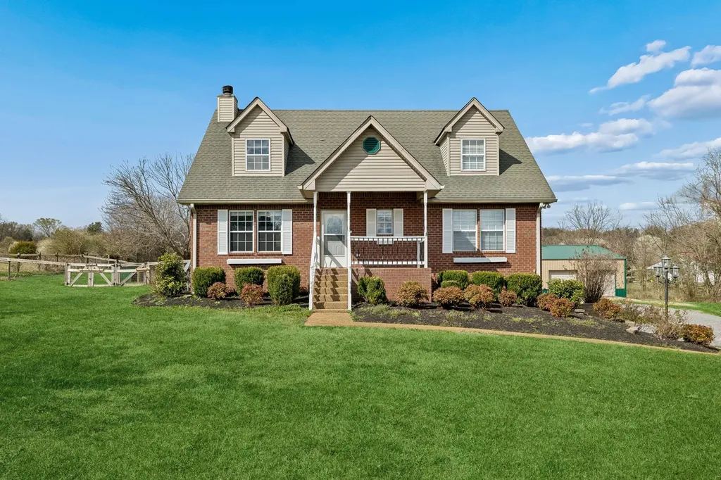 3685 Hartsville Pike Castalian Springs TN 37031