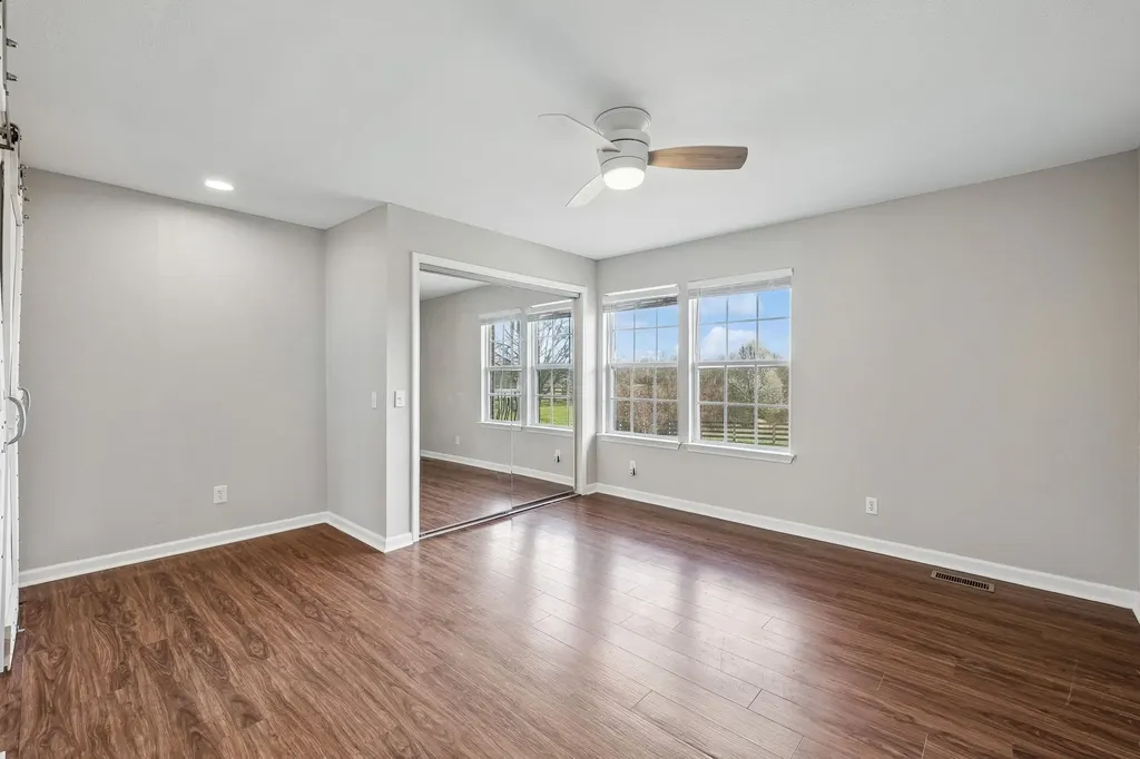 3685 Hartsville Pike Castalian Springs TN 37031
