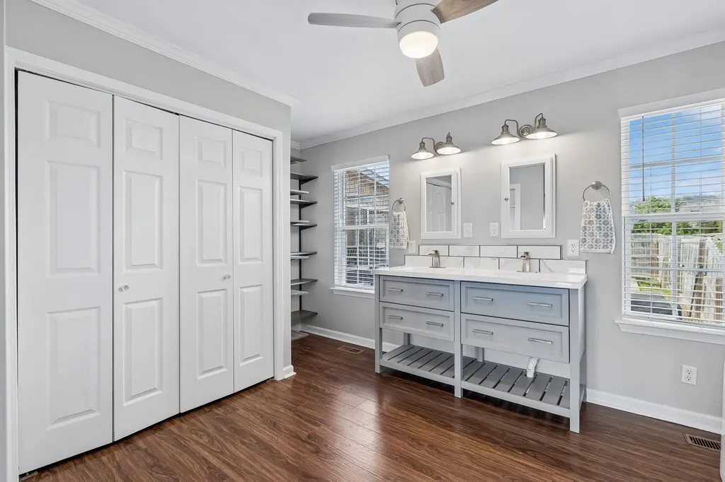 3685 Hartsville Pike Castalian Springs TN 37031