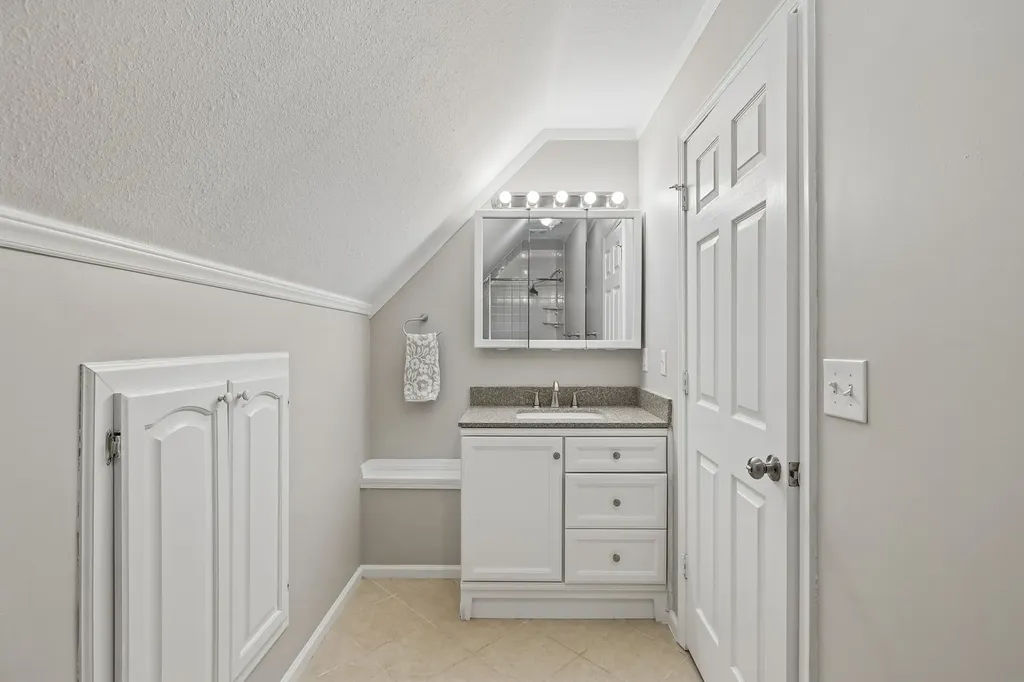 3685 Hartsville Pike Castalian Springs TN 37031