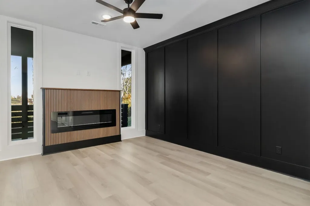 57 Holland Park West Clarksville TN 37043
