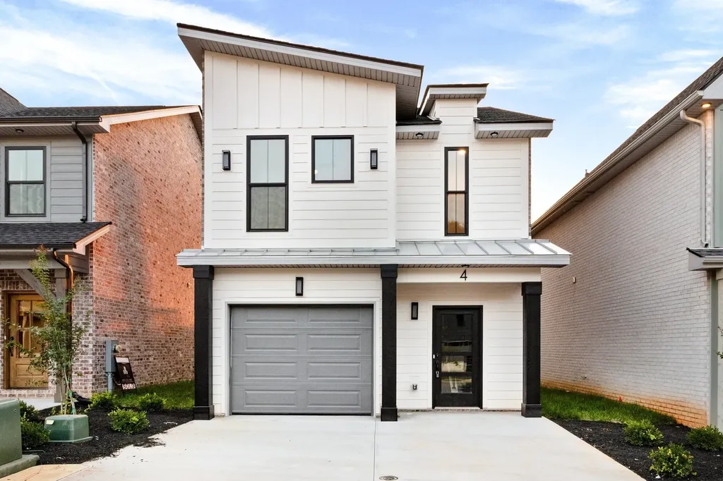 57 Holland Park West Clarksville TN 37043