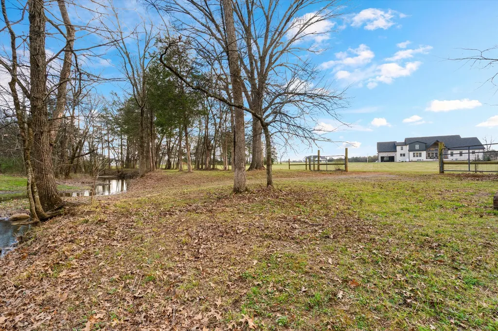 3340 Midland Acres Drive Bell Buckle TN 37020
