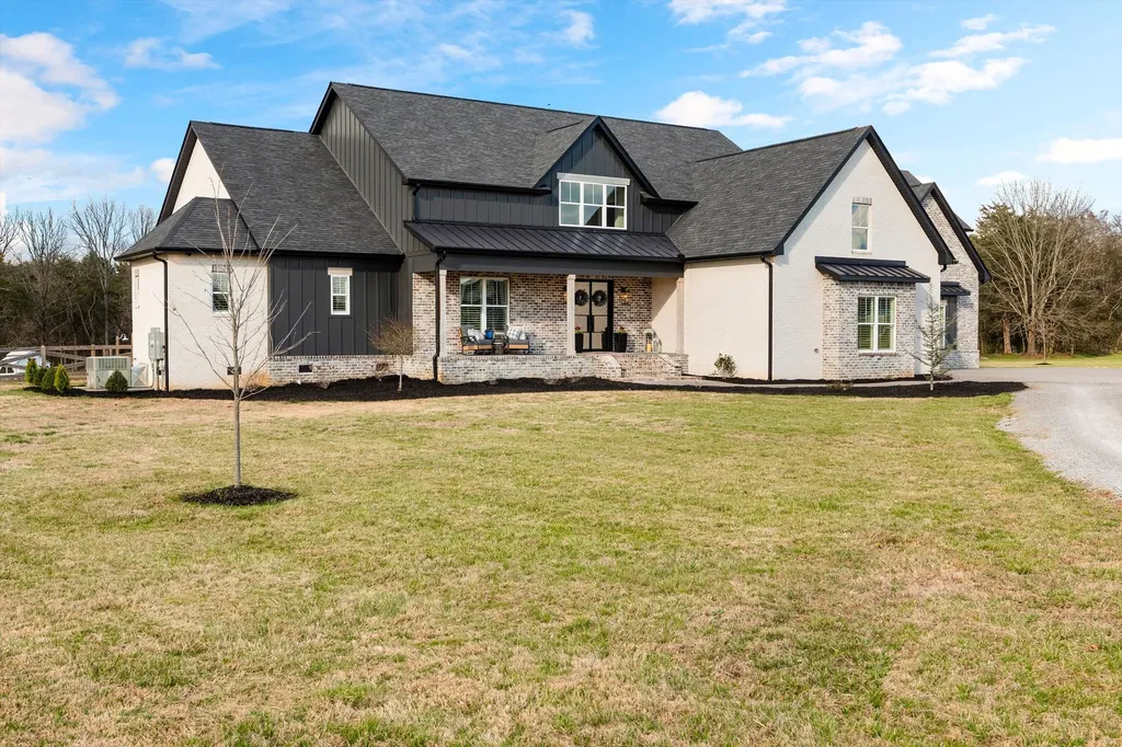 3340 Midland Acres Drive Bell Buckle TN 37020