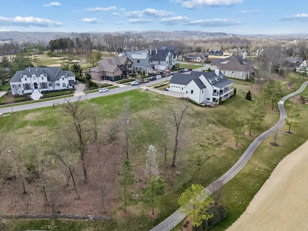 7085 Lanceleaf Drive College Grove TN 37046