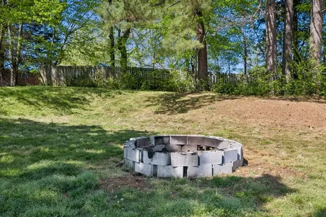 1502 Pinetree Road Clarksville TN 37042
