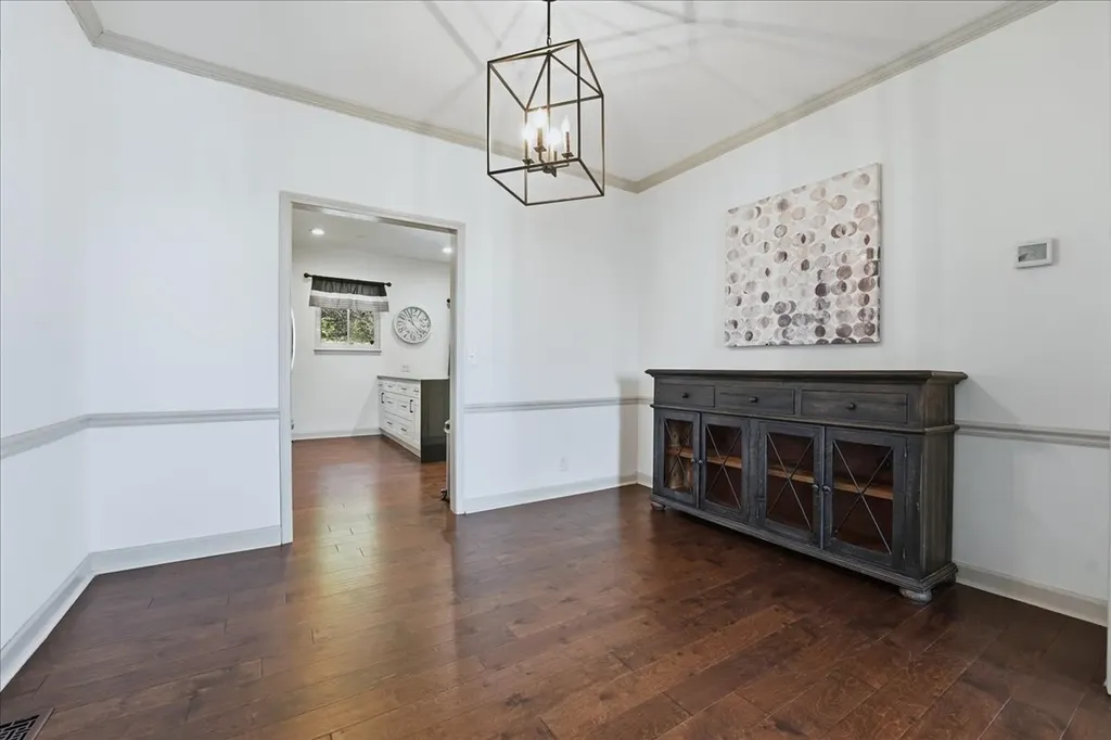 128 Jefferson Square Nashville TN 37215