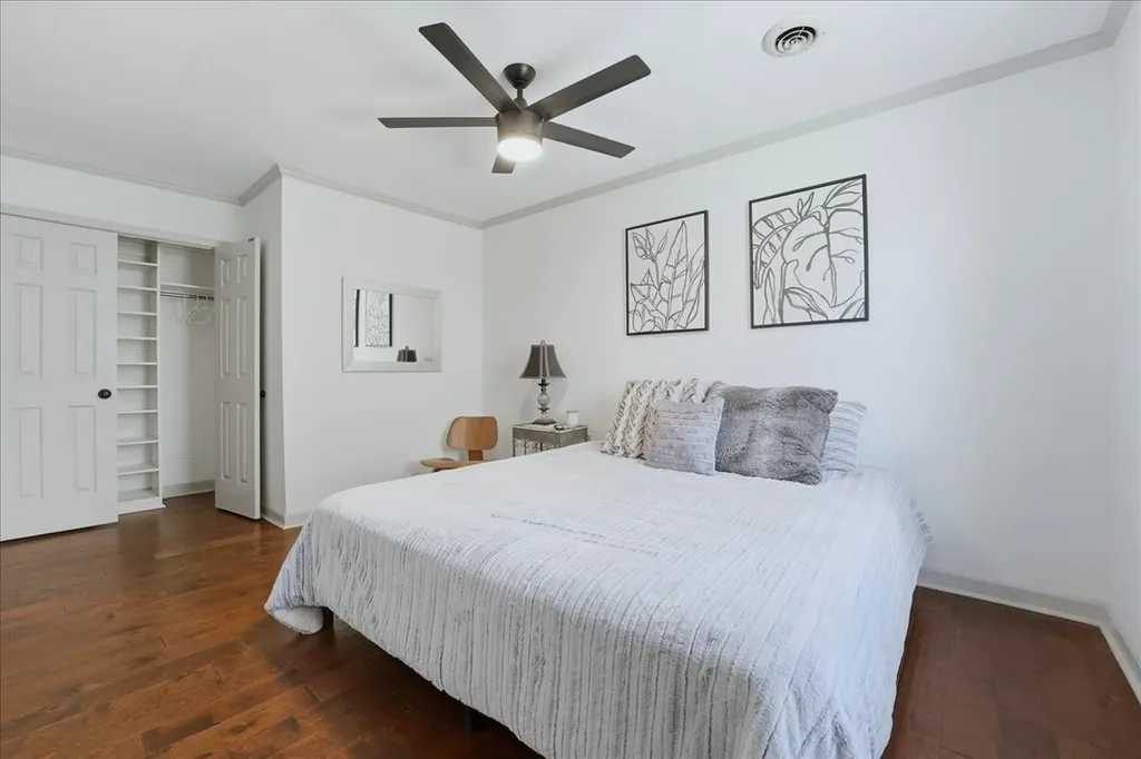 128 Jefferson Square Nashville TN 37215