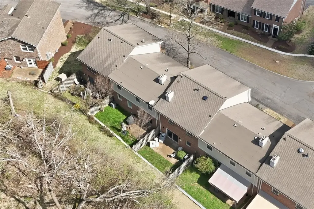 128 Jefferson Square Nashville TN 37215
