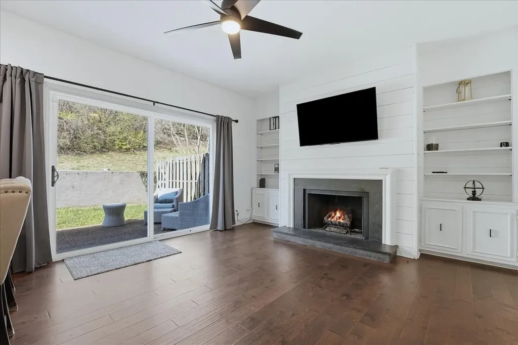 128 Jefferson Square Nashville TN 37215