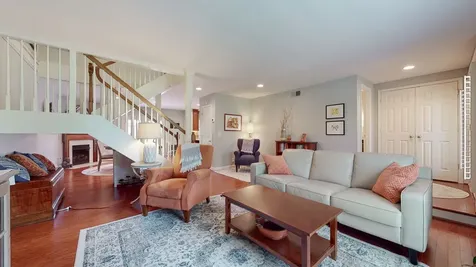 8207 Sawyer Brown Road Nashville TN 37221