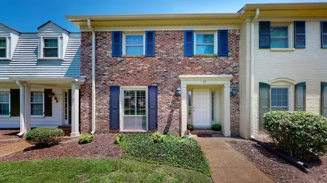 8207 Sawyer Brown Road Nashville TN 37221