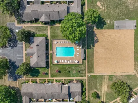 8207 Sawyer Brown Road Nashville TN 37221