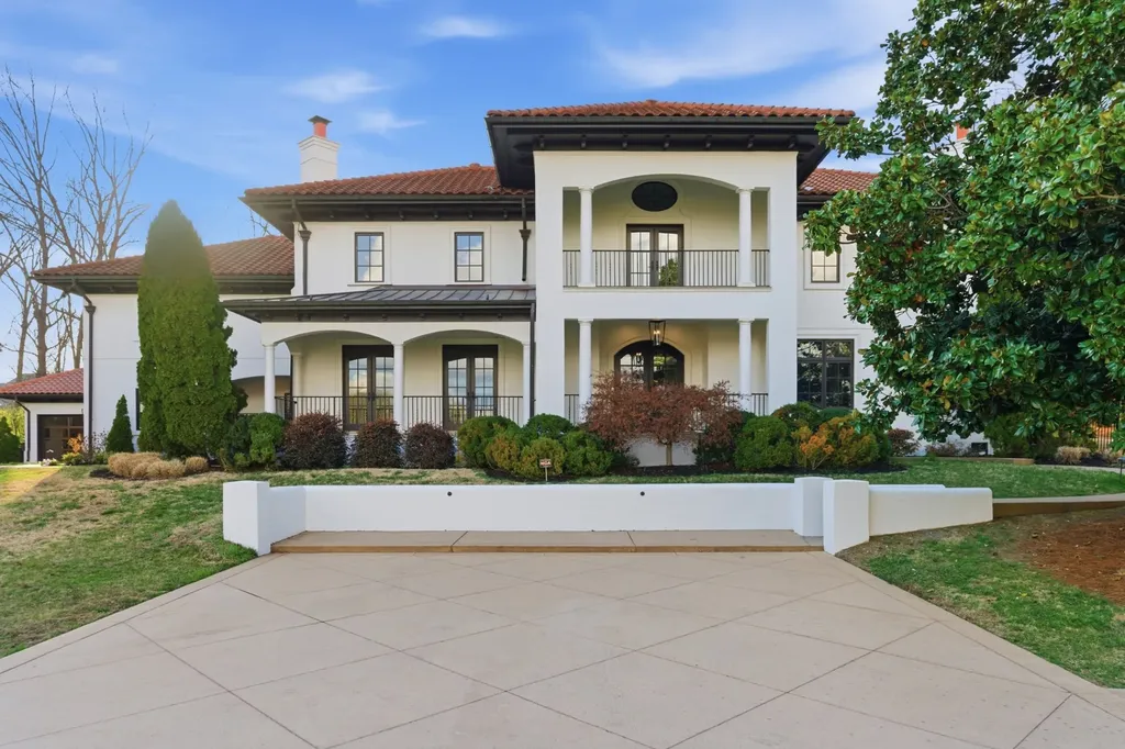 4301 Esteswood Drive Nashville TN 37215