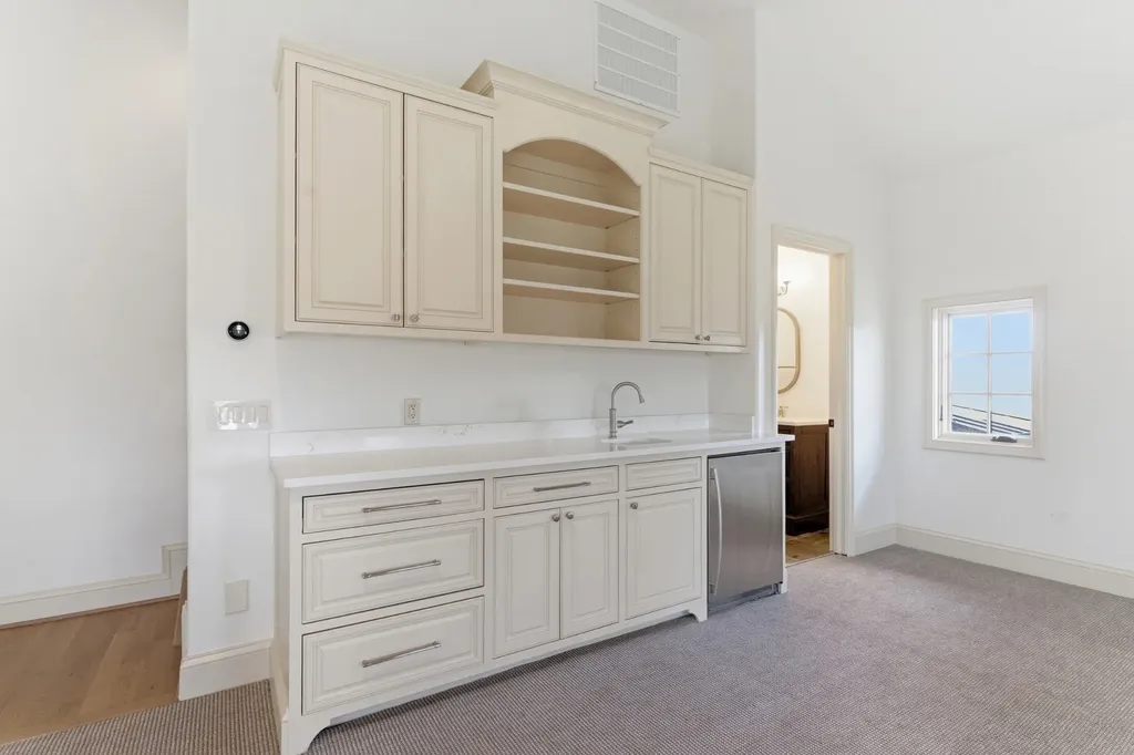 4301 Esteswood Drive Nashville TN 37215