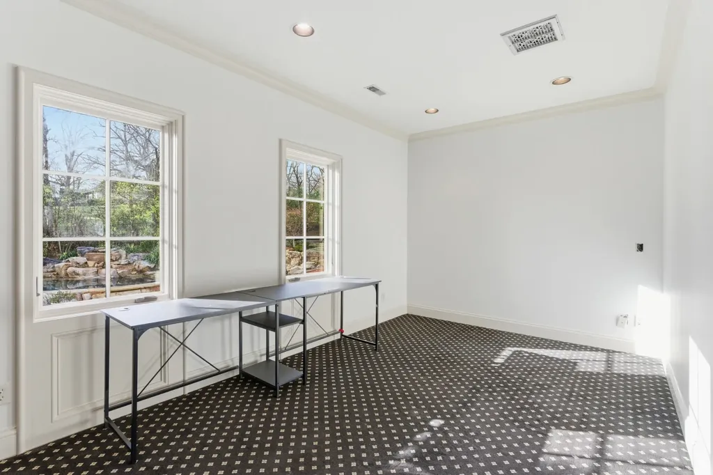 4301 Esteswood Drive Nashville TN 37215
