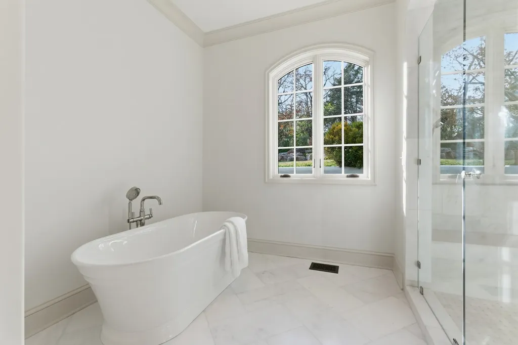 4301 Esteswood Drive Nashville TN 37215