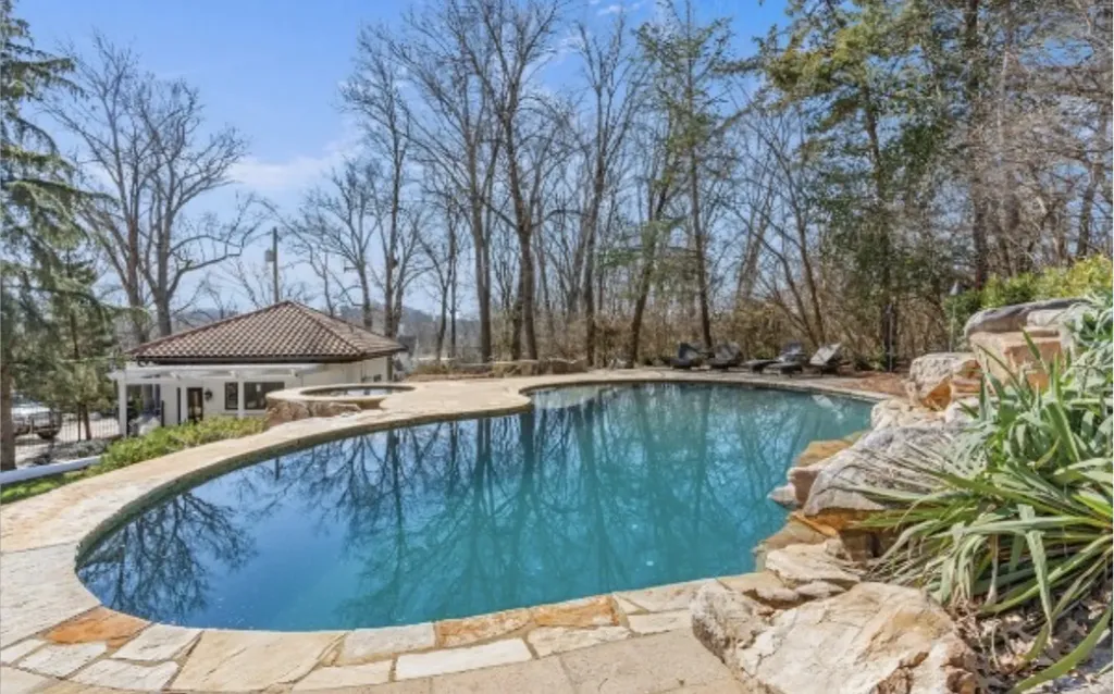 4301 Esteswood Drive Nashville TN 37215