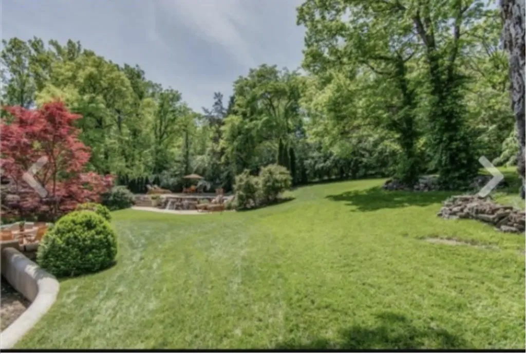 4301 Esteswood Drive Nashville TN 37215