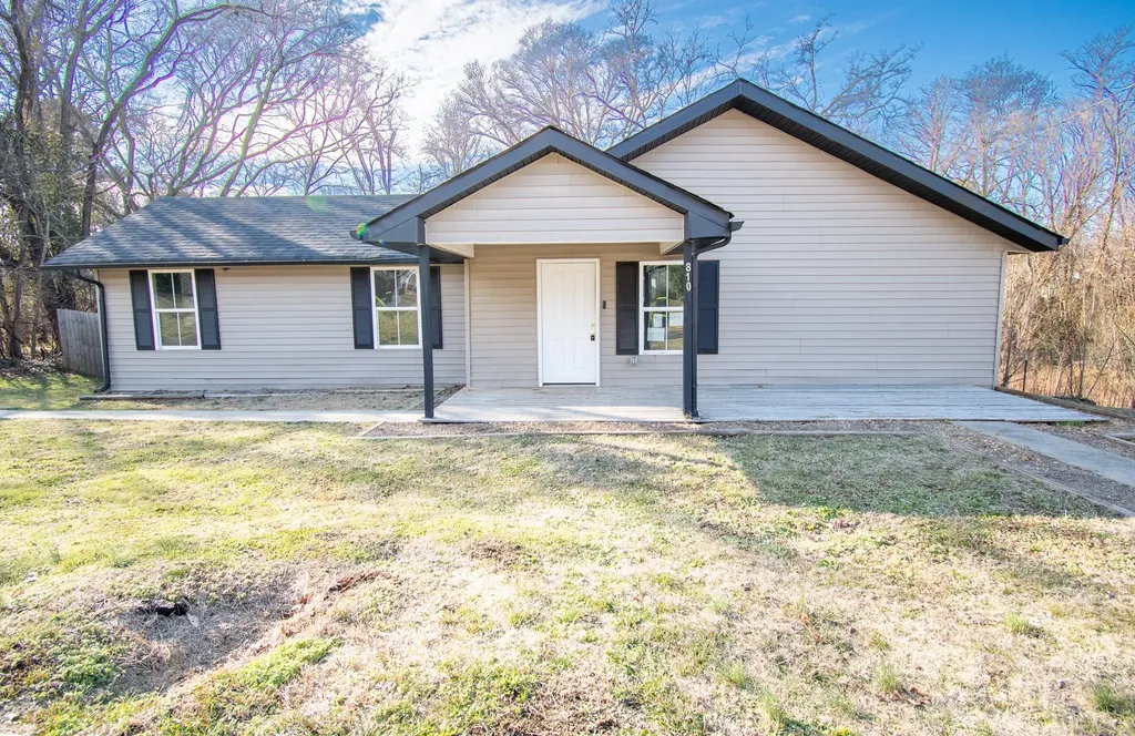 810 Central Avenue Clarksville TN 37040