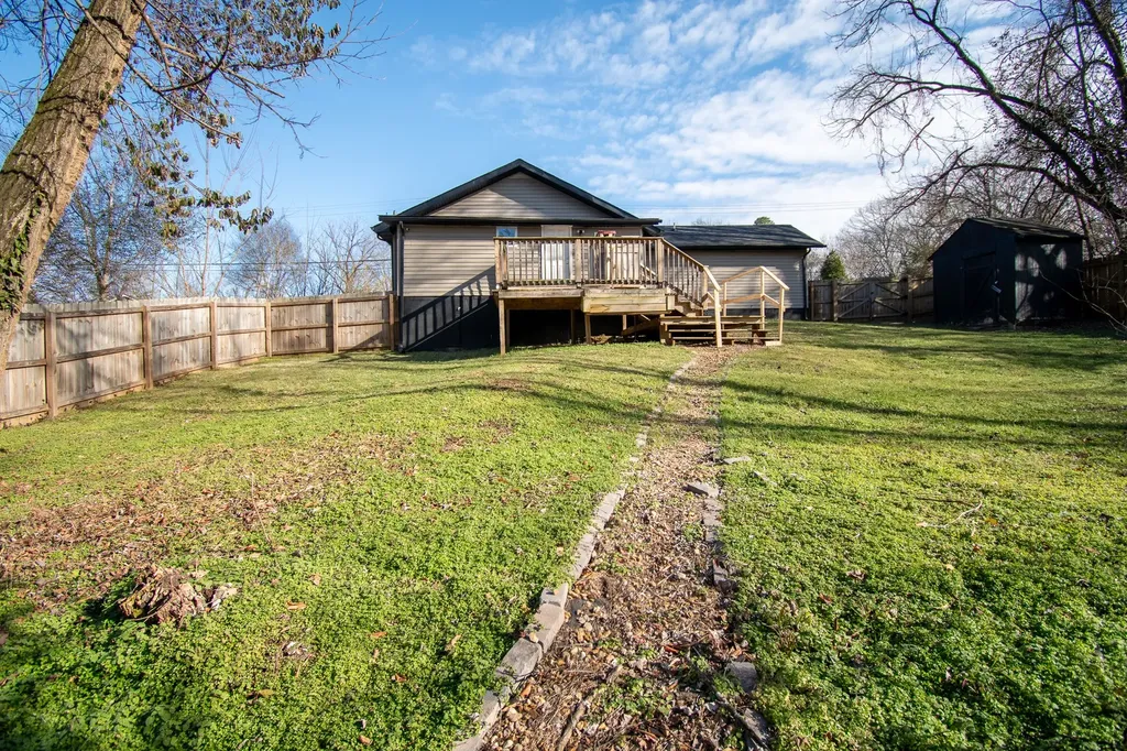 810 Central Avenue Clarksville TN 37040