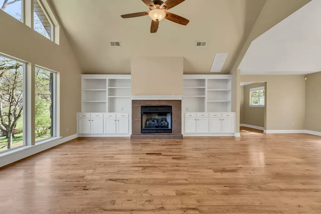 2002 Sunny Side Drive Brentwood TN 37027