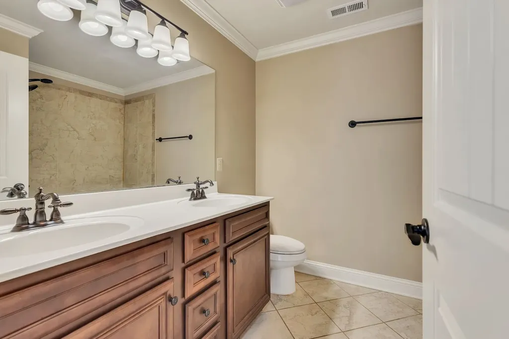 2002 Sunny Side Drive Brentwood TN 37027