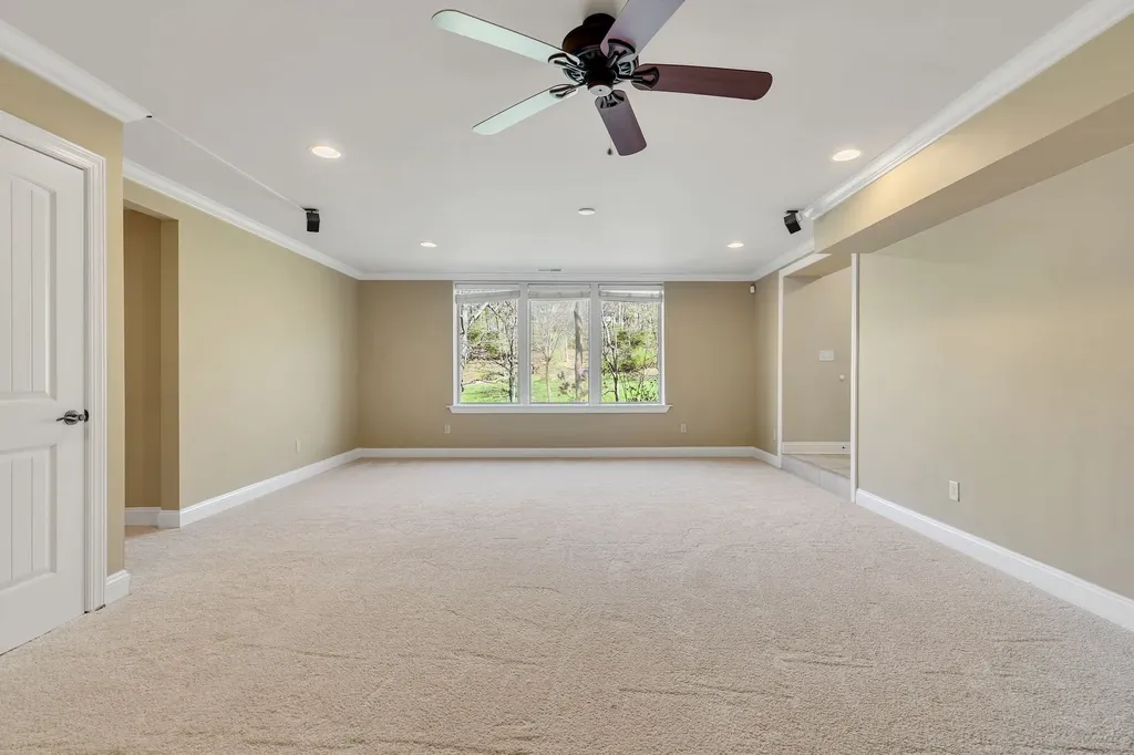 2002 Sunny Side Drive Brentwood TN 37027